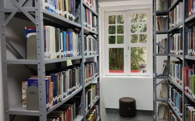Biblioteca do Instituto de Estudos Sociais e Políticos da Uerj reabre as portas após período de modernização e revitalização