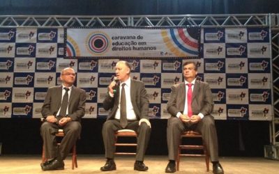 DH para se opor radicalmente a todo tipo de violência